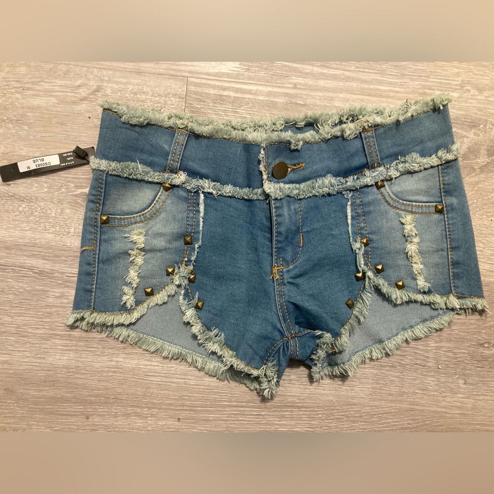 NWT Stylish Blue Denim Women Shorts